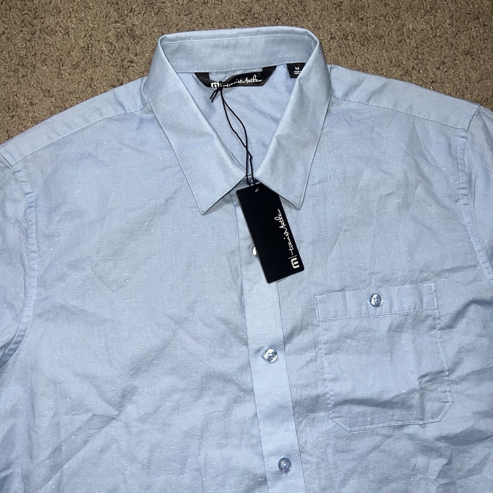 NWT Travis Mathew Button Up Short Sleeve Shirt Men's M Light Blue Casual